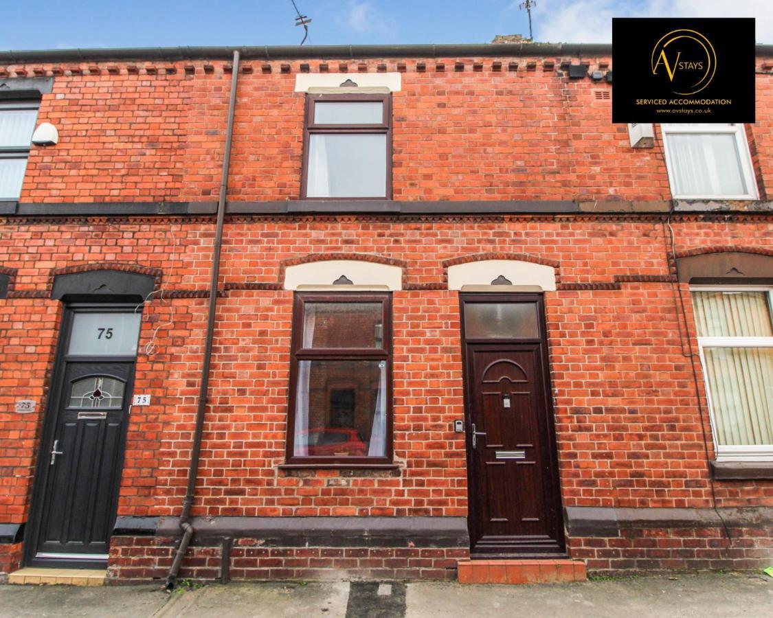 Modern House By Av Stays Short Lets & Serviced Accommodation St Helens St Helens  Exterior photo